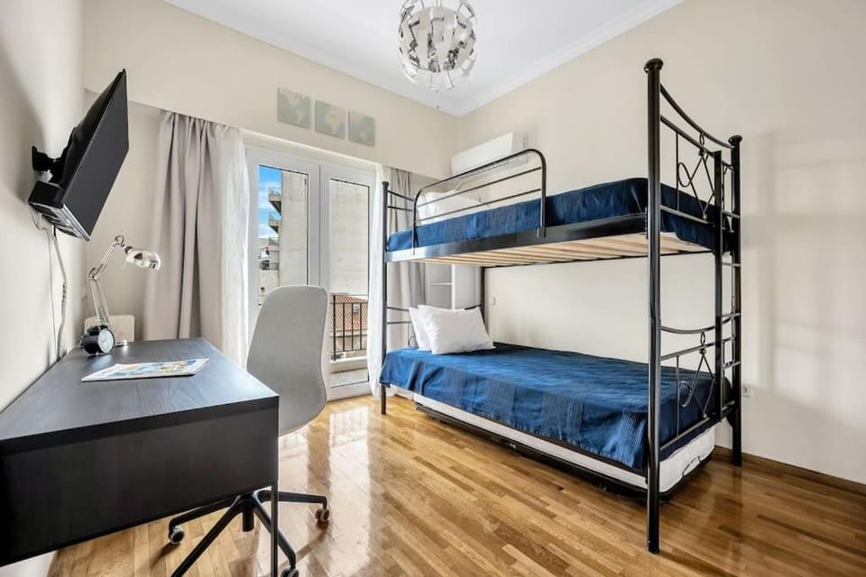 Bright Central Apartment with Splendid sea view! Apartment in Euboea