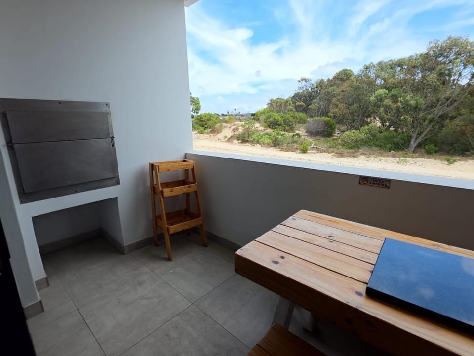 Flat 4 Block 15 Bellamare Apartment in Port Elizabeth
