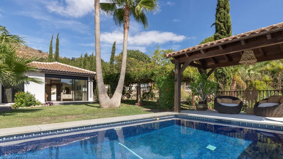 Garden, Garden view, Pool view, Swimming pool
