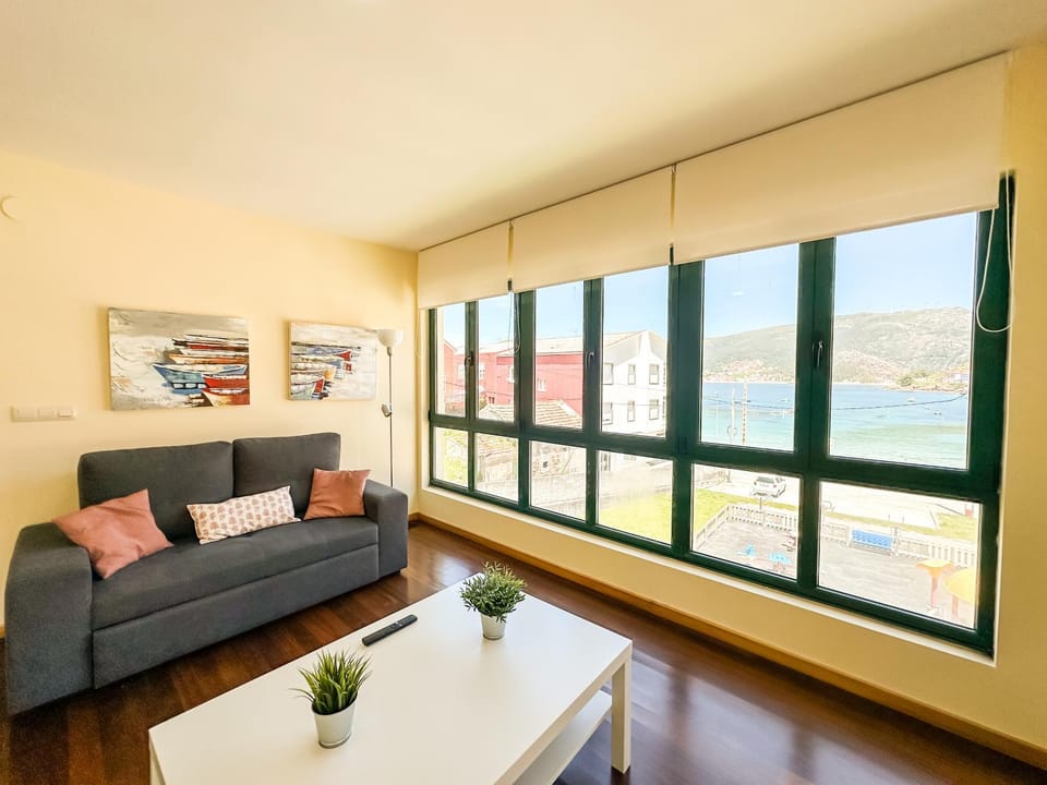 Natural landscape, Living room, Sea view