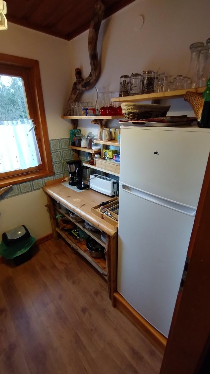 Kleine gemütliche Holzhütte ALLEINLAGE - WLAN bis 5 Personen House in Salzburgerland