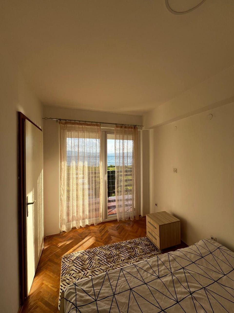 Stan so pogled na ezero Apartment in Ohrid