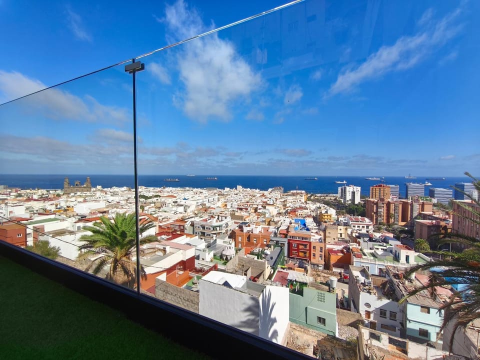 Nearby landmark, City view, Sea view