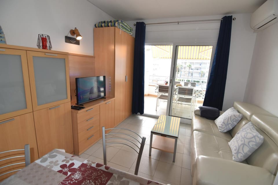 TV and multimedia, Seating area