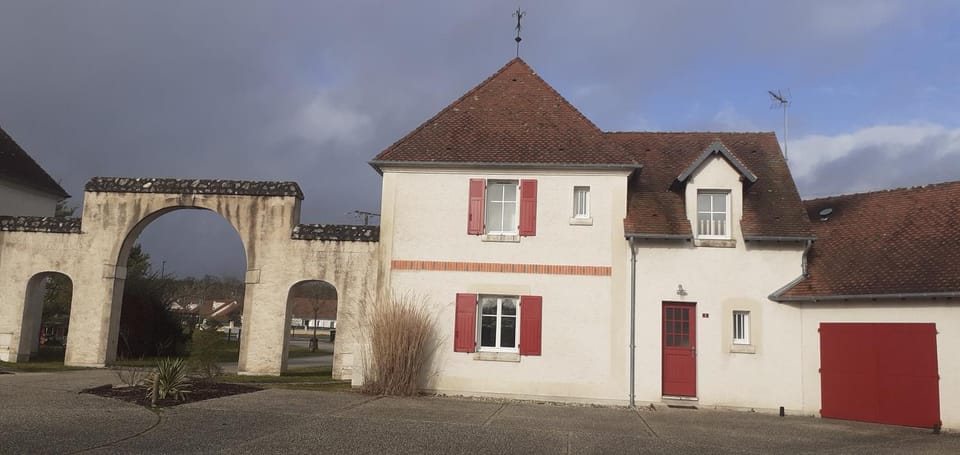 La Giraudière Apartment in Centre-Val de Loire