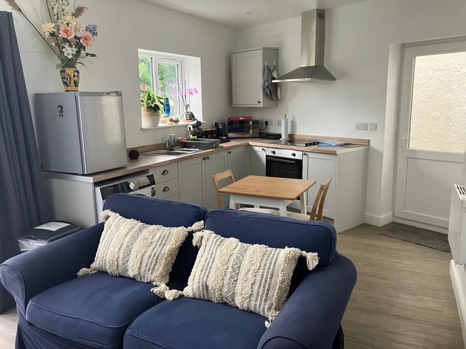 Pet-friendly boutique beach retreat Apartment in Weston-super-Mare