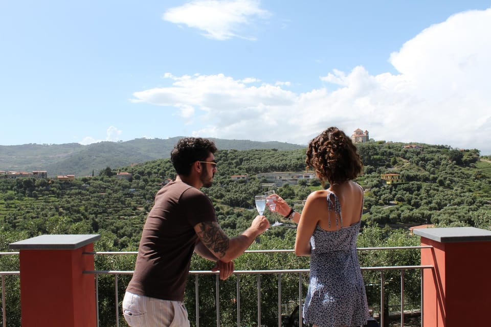 Day, People, Natural landscape, View (from property/room), Balcony/Terrace, Guests, Mountain view, group of guests