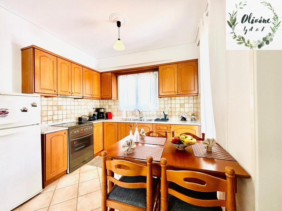 Kitchen or kitchenette, Food and drinks, Dining area, Food, minibar, oven, pet friendly, stove, toaster