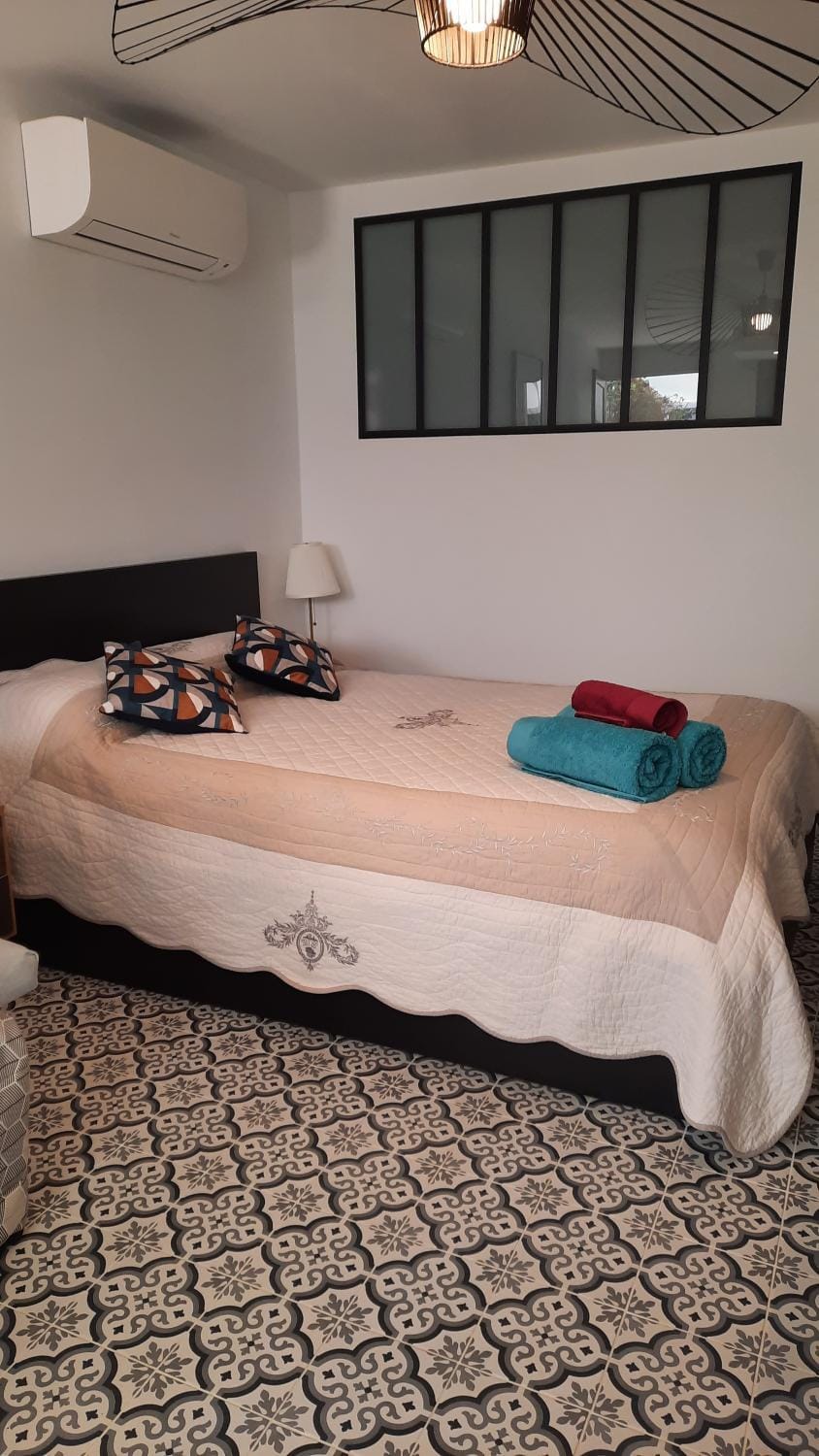 Studio climatisé Lantanas 2 adultes 2 enfants Apartment in Le Lavandou