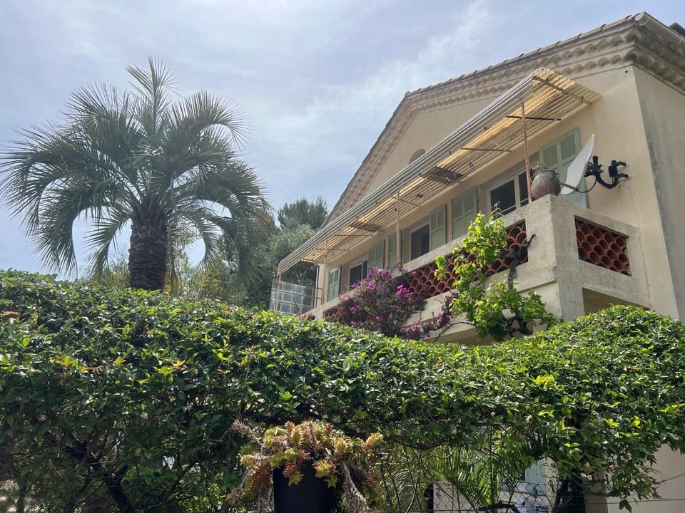 Property building, Day, Garden, Balcony/Terrace, Garden view