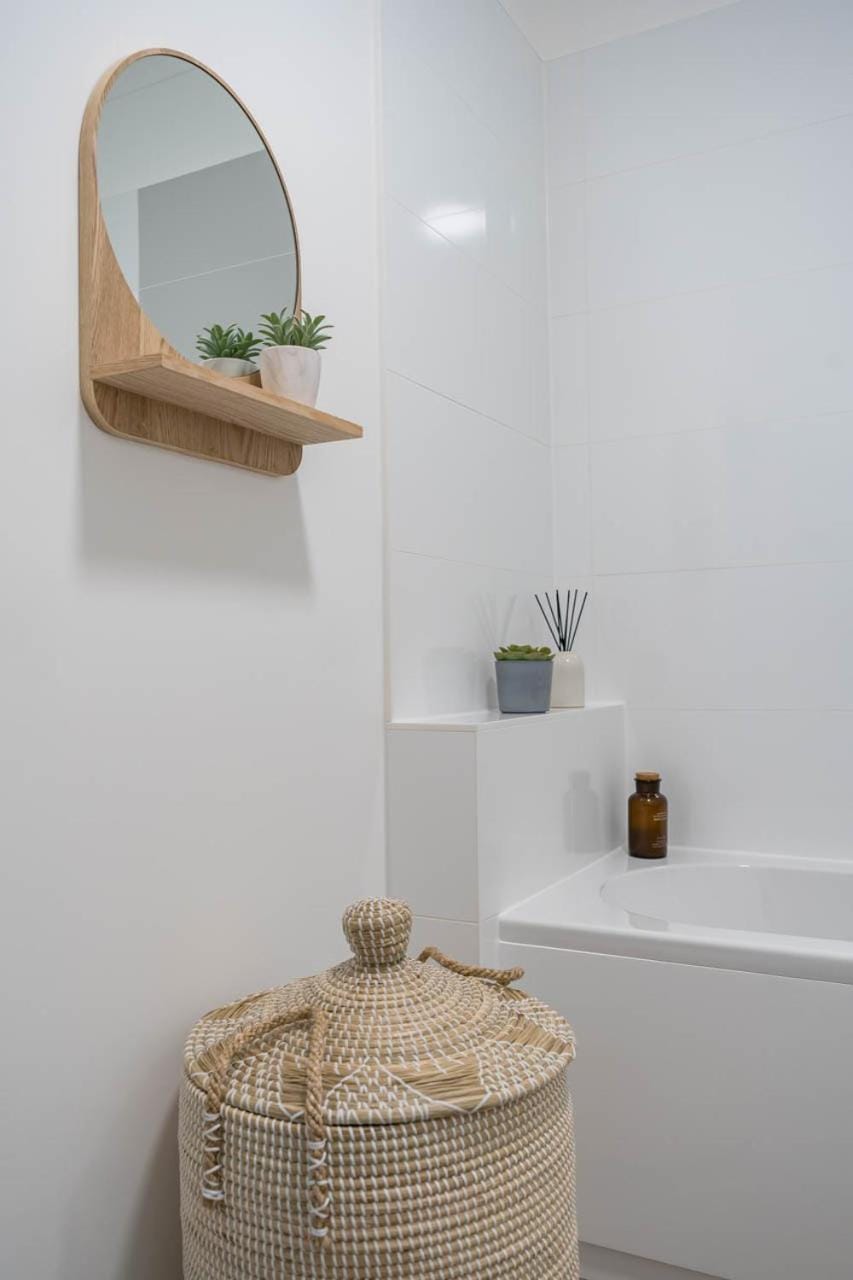 Brand New! 'Just the two of us' Apartment in Ventnor