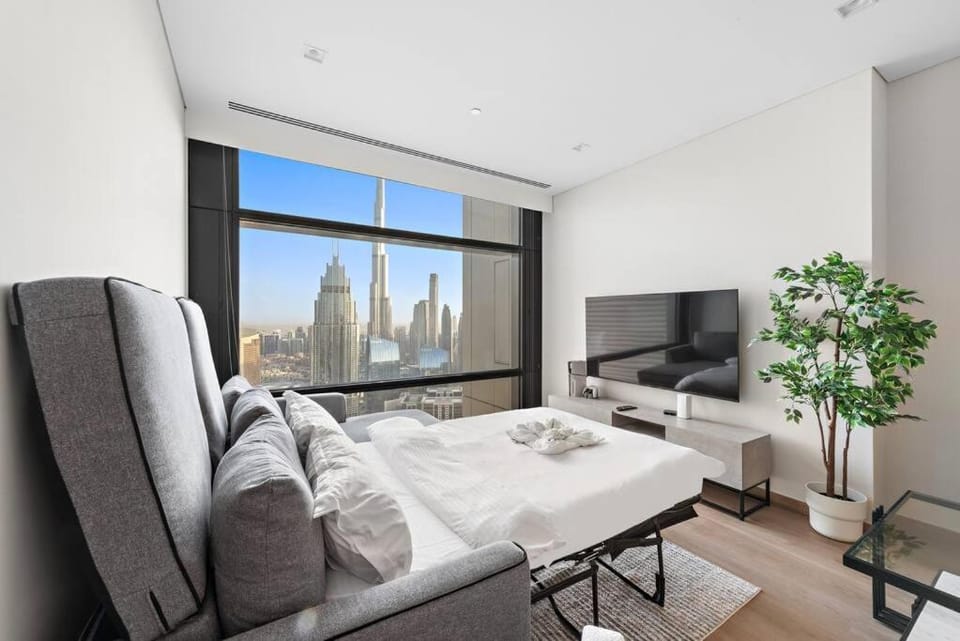 FIRST CLASS 1BR Stunning Burj Khalifa Views Apartment in Dubai