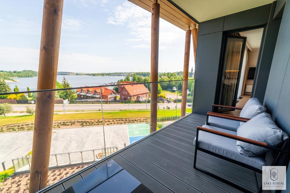 Balcony/Terrace, Lake view