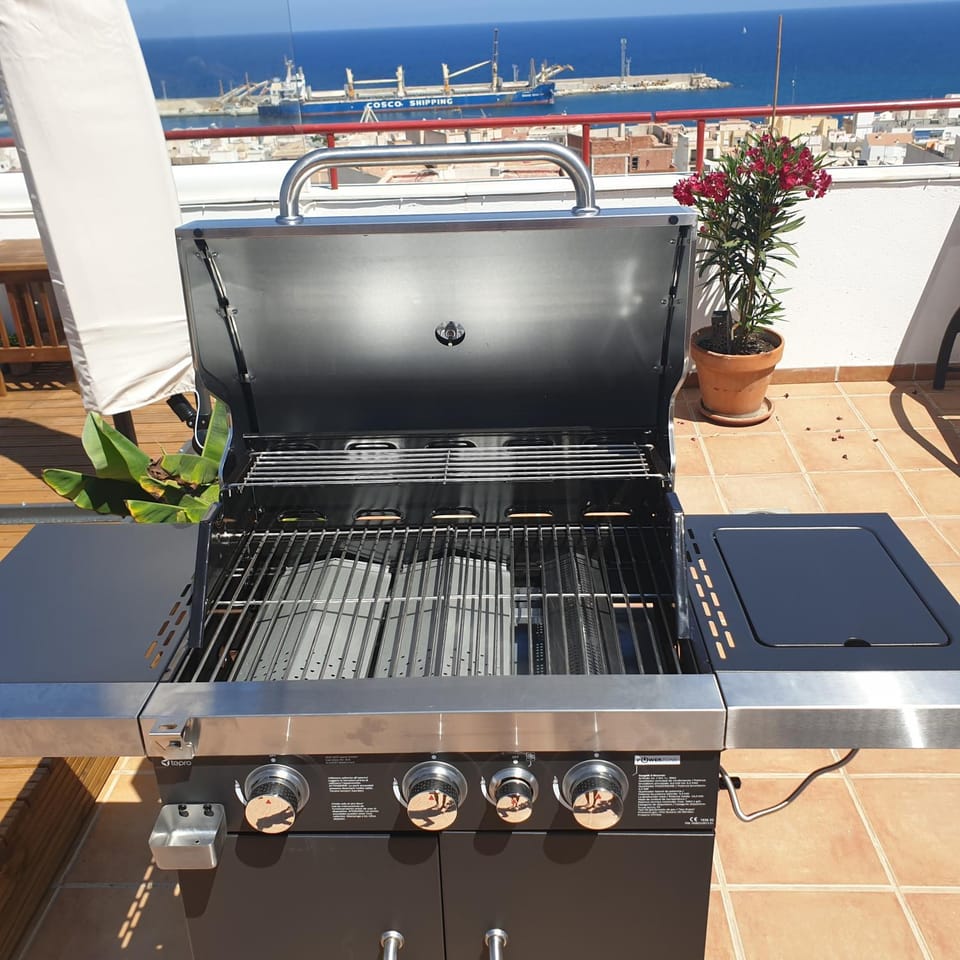 BBQ facilities, BBQ facilities
