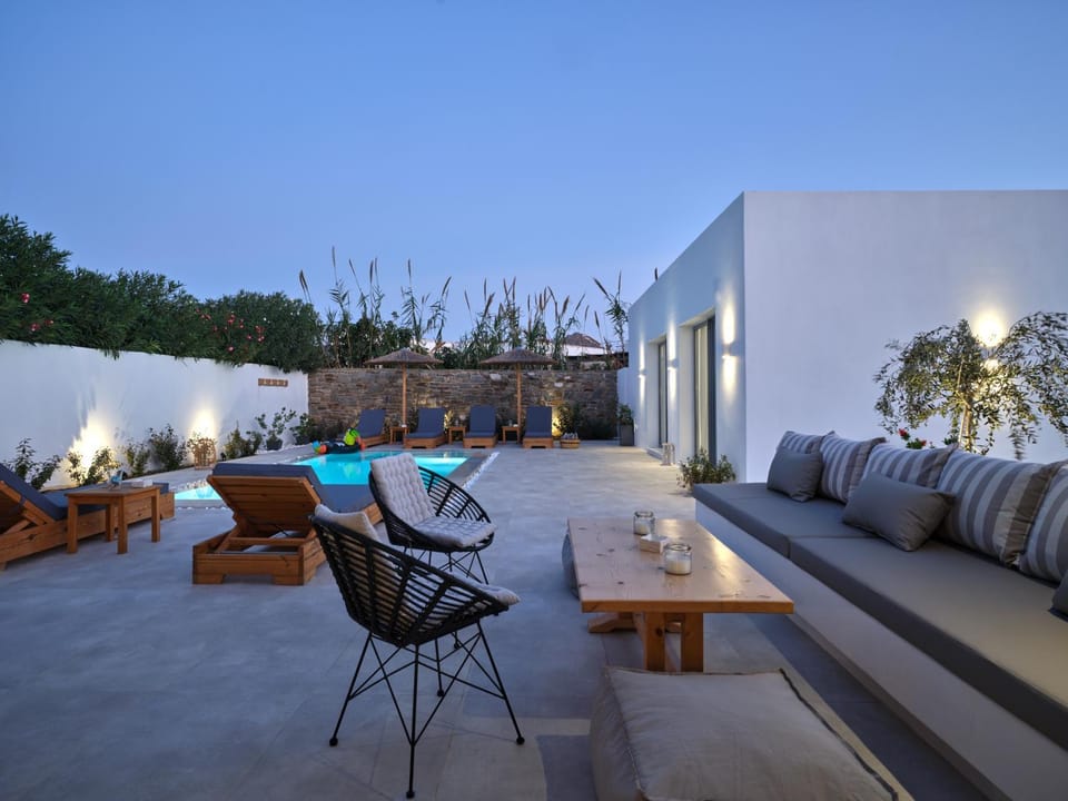Balcony/Terrace, Swimming pool
