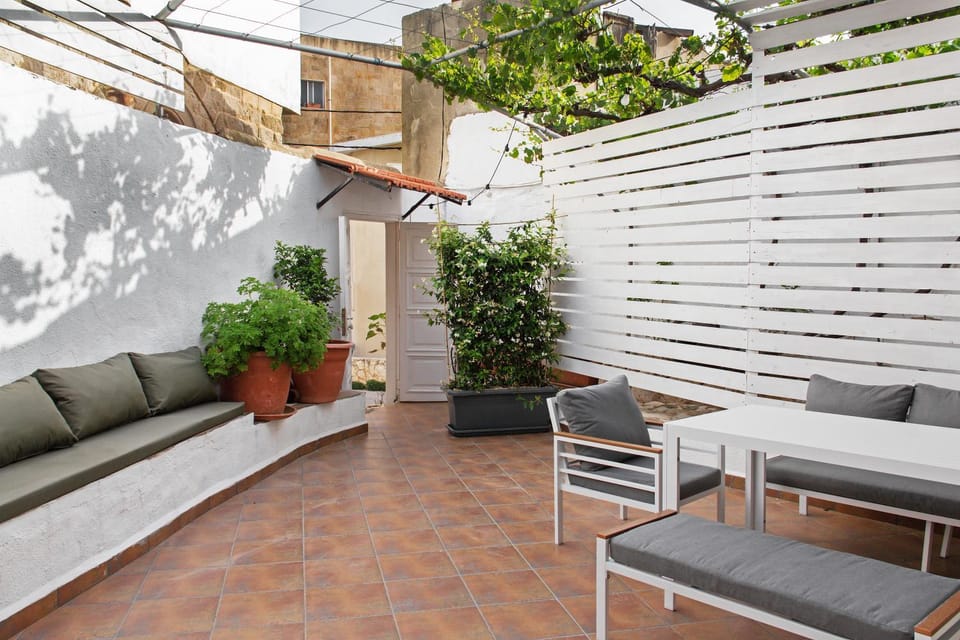 Garden, Balcony/Terrace