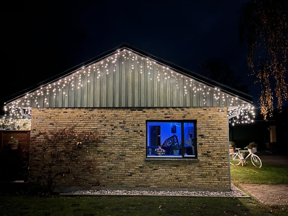 Property building, Night