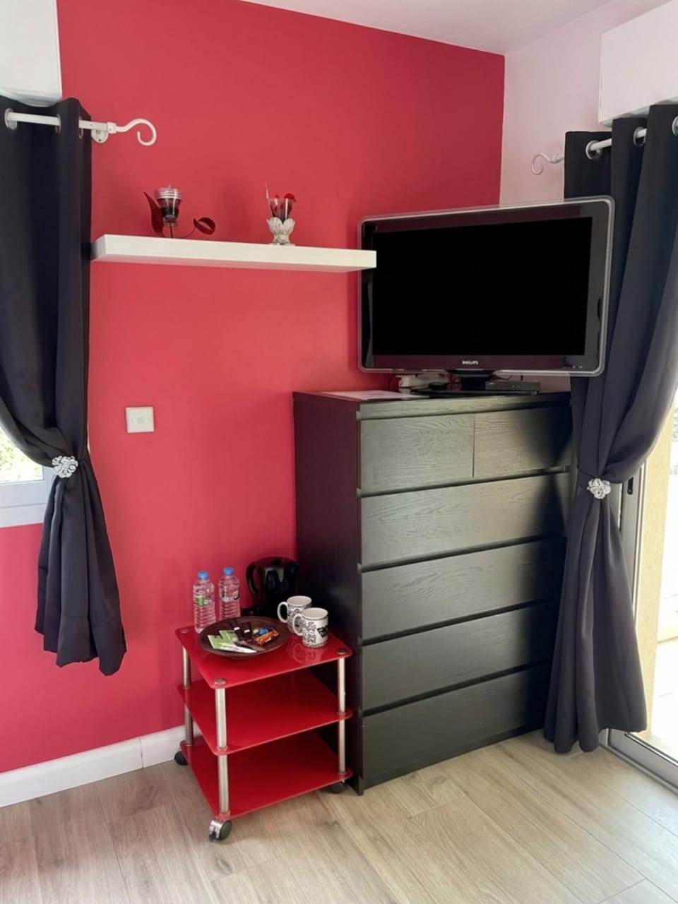 TV and multimedia, Coffee/tea facilities