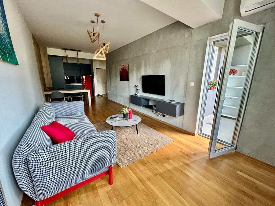 Communal lounge/ TV room, TV and multimedia, Living room, Photo of the whole room, Seating area, Evening entertainment