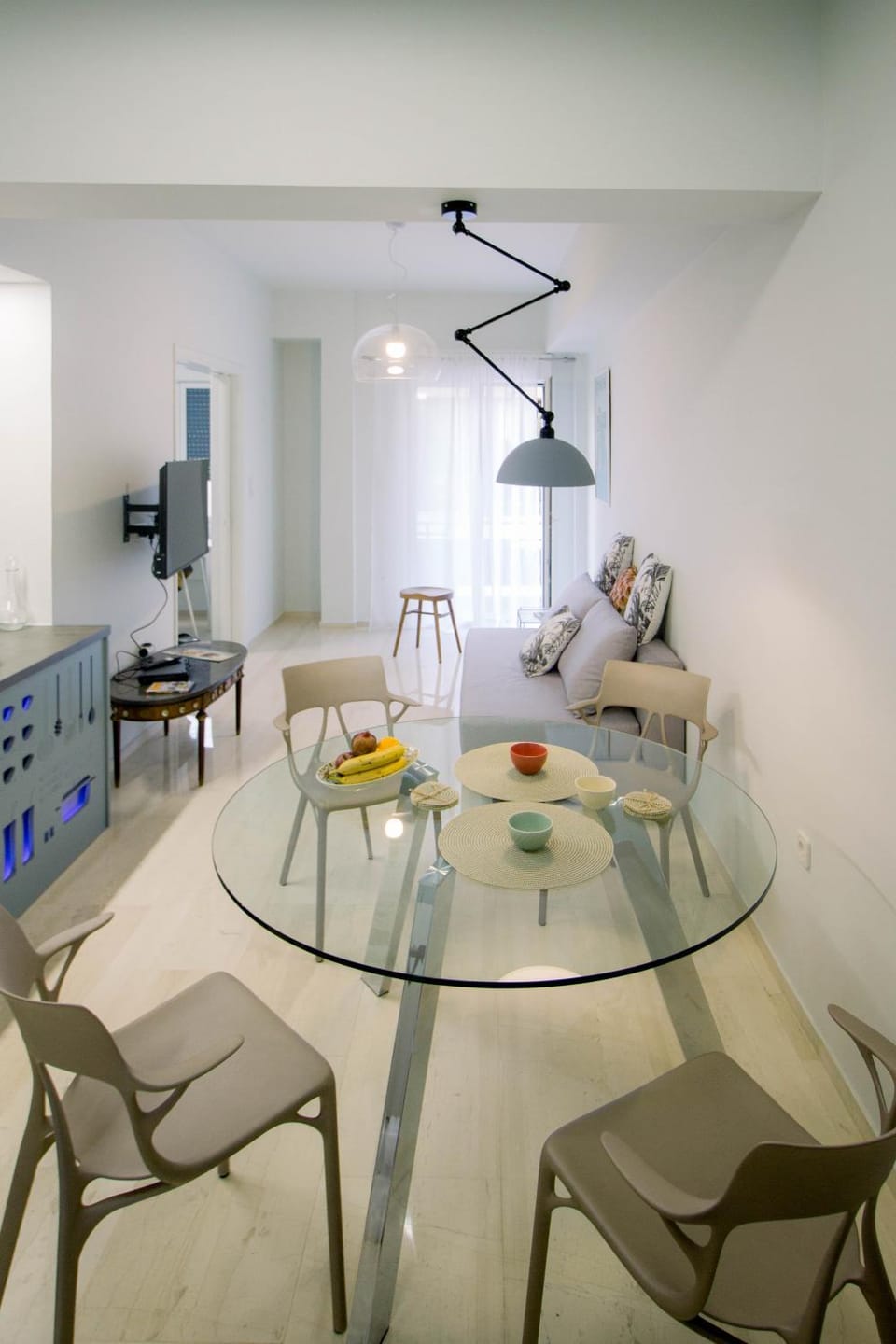 Living room, Seating area