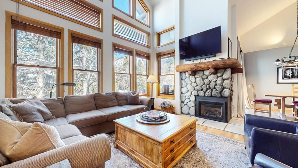 Snowcreek V #874 condo Apartment in Mammoth Lakes