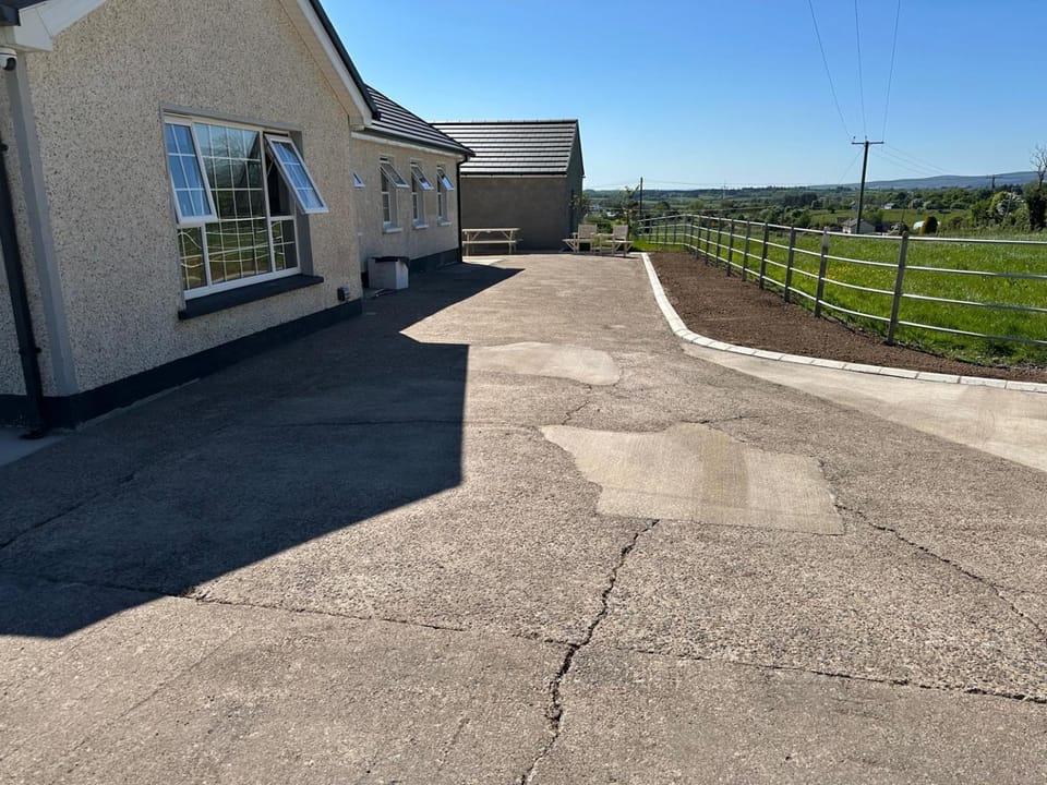 Property building, Balcony/Terrace