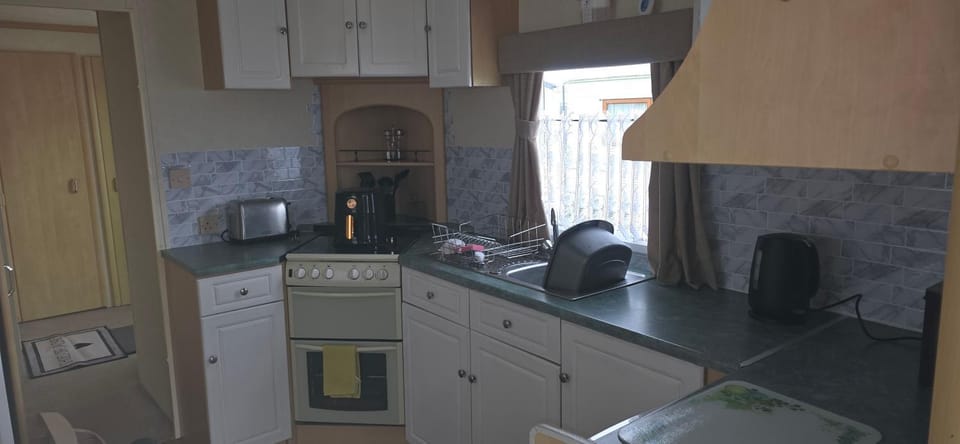 Peaces caravan 8 berth on coral beach House in Ingoldmells