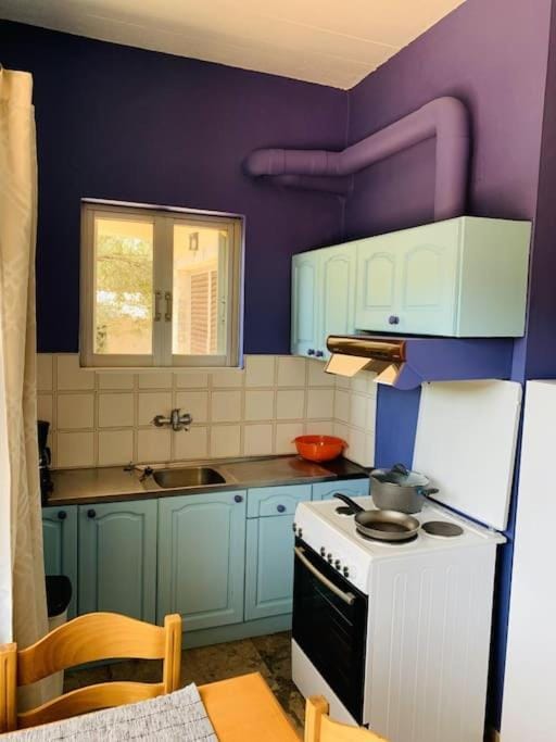 Apartment near the Beach Paradise Mikra Mantinia I Apartment in Messenia