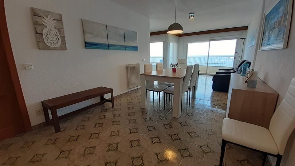 Espectacular apartamento sobre el mar con parking Apartment in Platja d'Aro