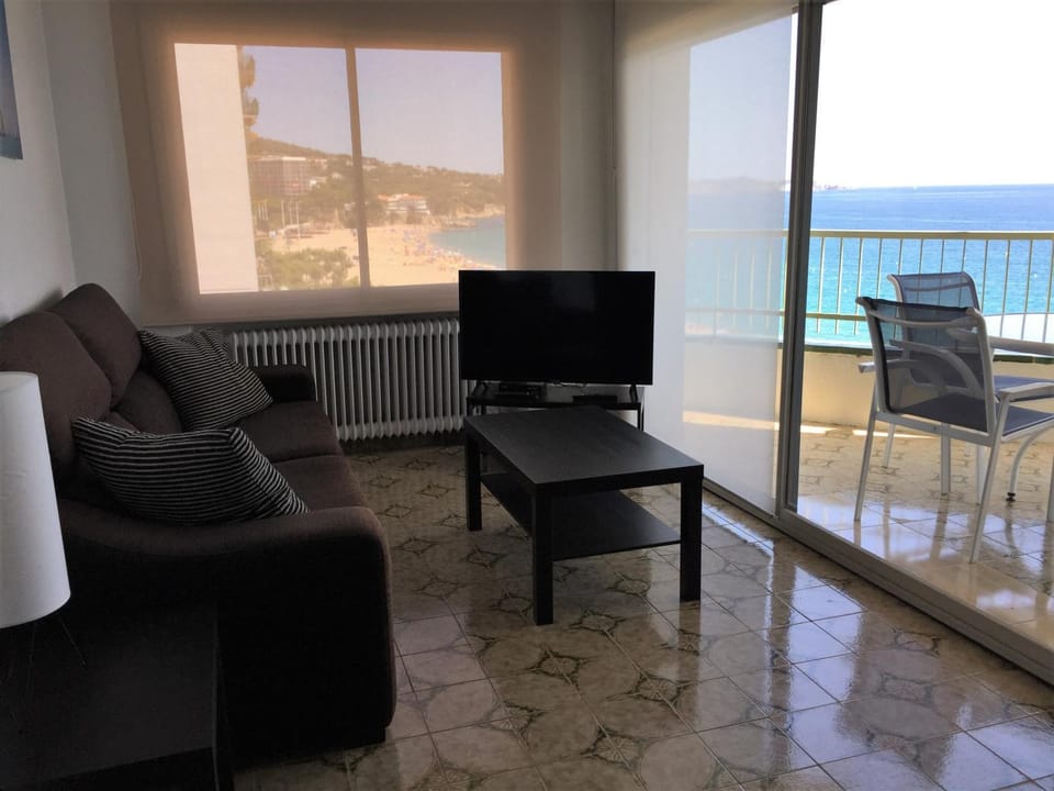 Espectacular apartamento sobre el mar con parking Apartment in Platja d'Aro