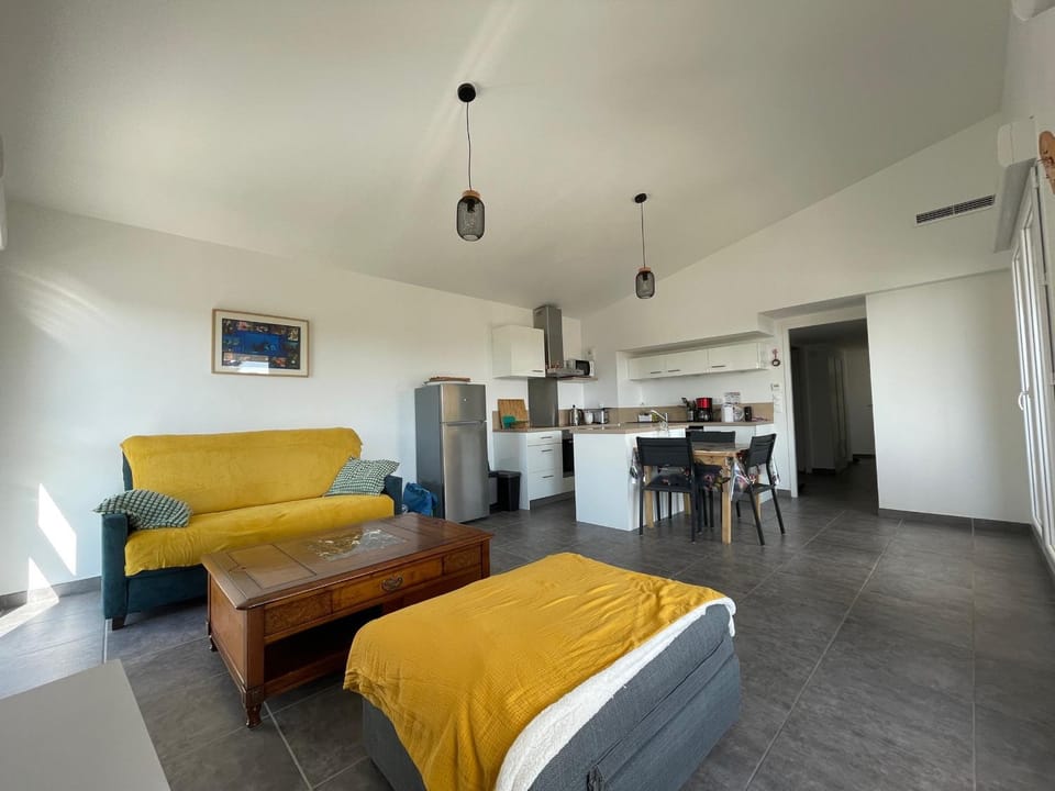 Argelès Plage T3 Neuf - Climatisé, Balcon, Parking - FR-1-309-453 Apartment in Argeles-sur-Mer
