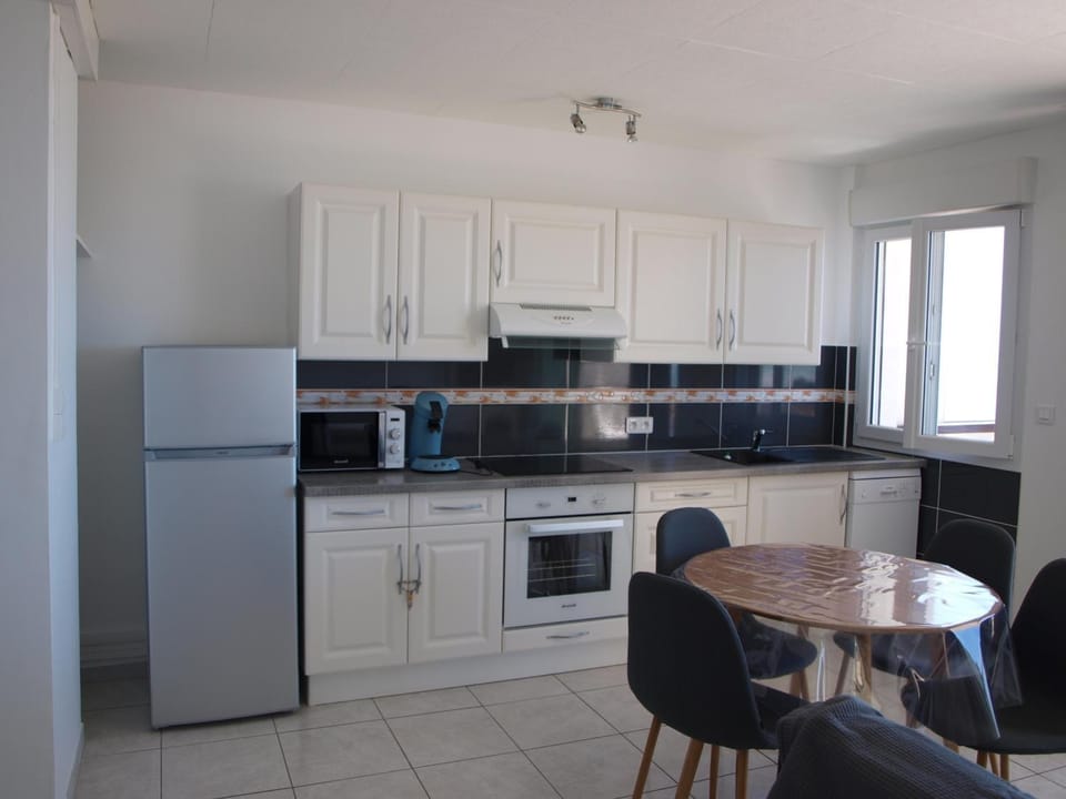 Studio bien aménagé à Saint Jean de Monts avec vue sur mer - FR-1-323-425 Apartment in Saint-Jean-de-Monts