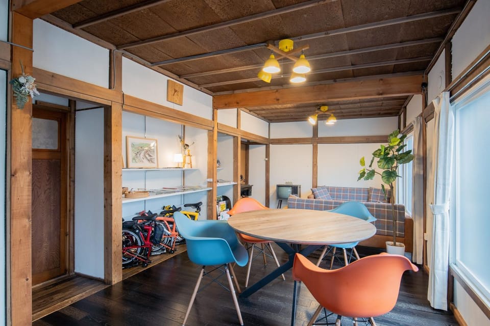 Communal lounge/ TV room