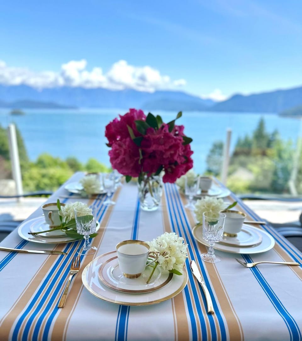 Property building, Patio, Dining area, Mountain view, Sea view
