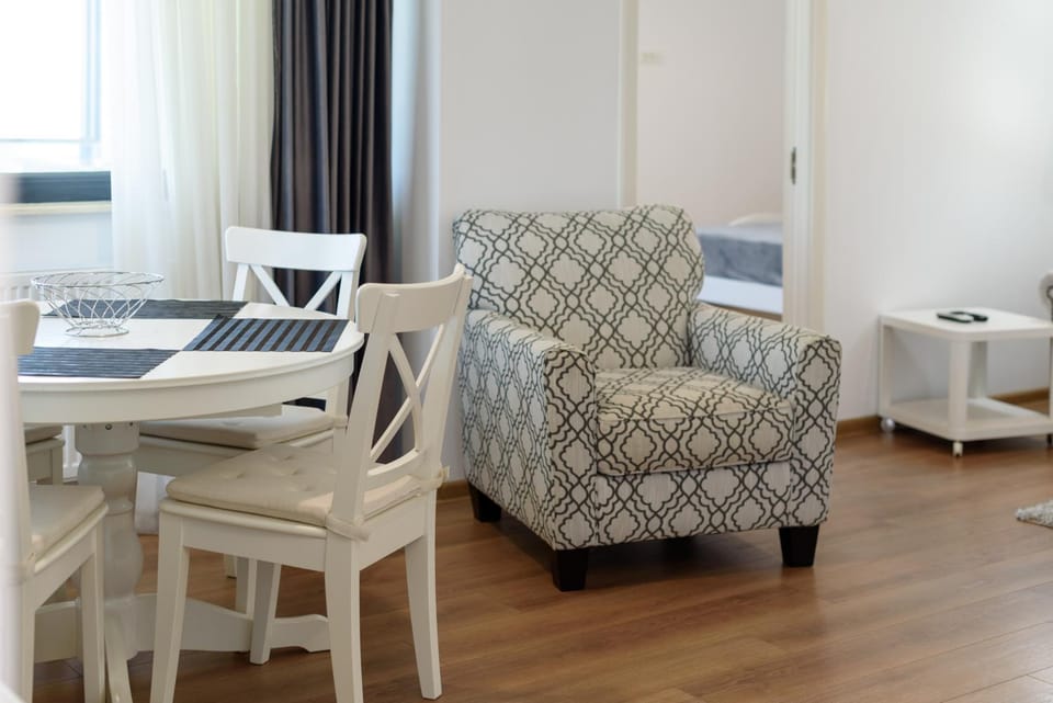 Living room, Seating area, Dining area