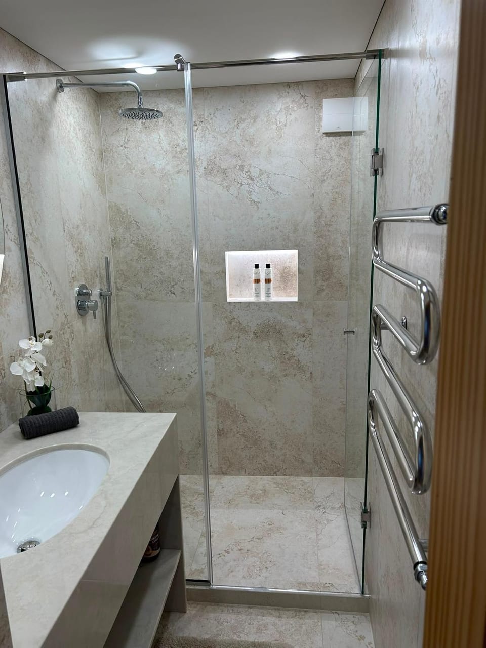 Shower, Bathroom