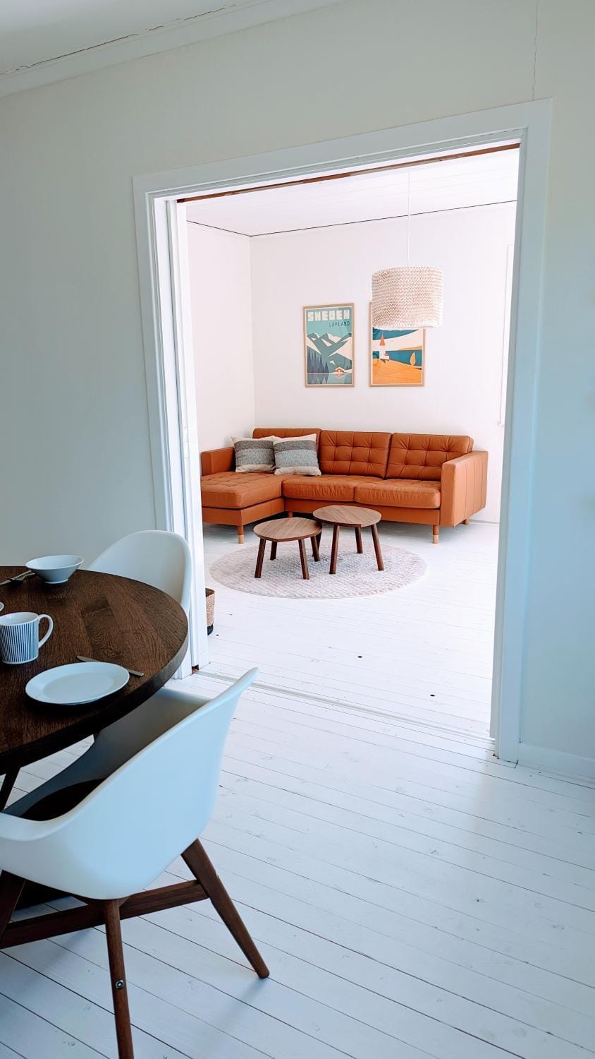 Living room, Seating area, Dining area