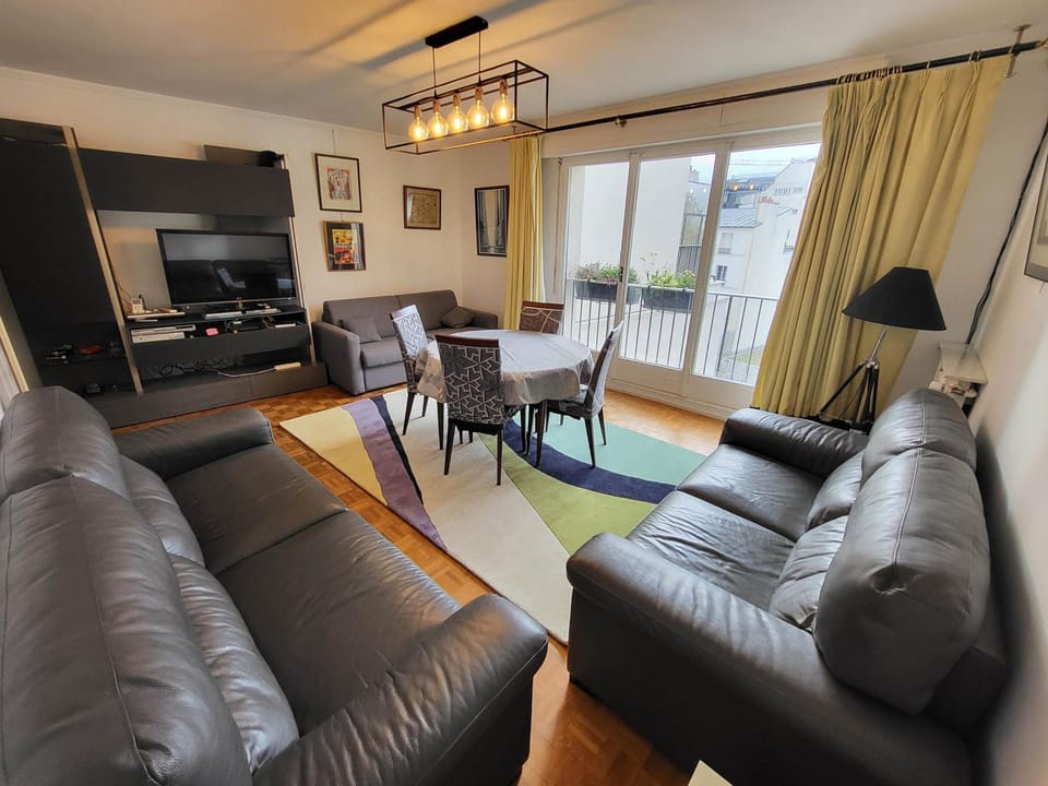 Living room, City view