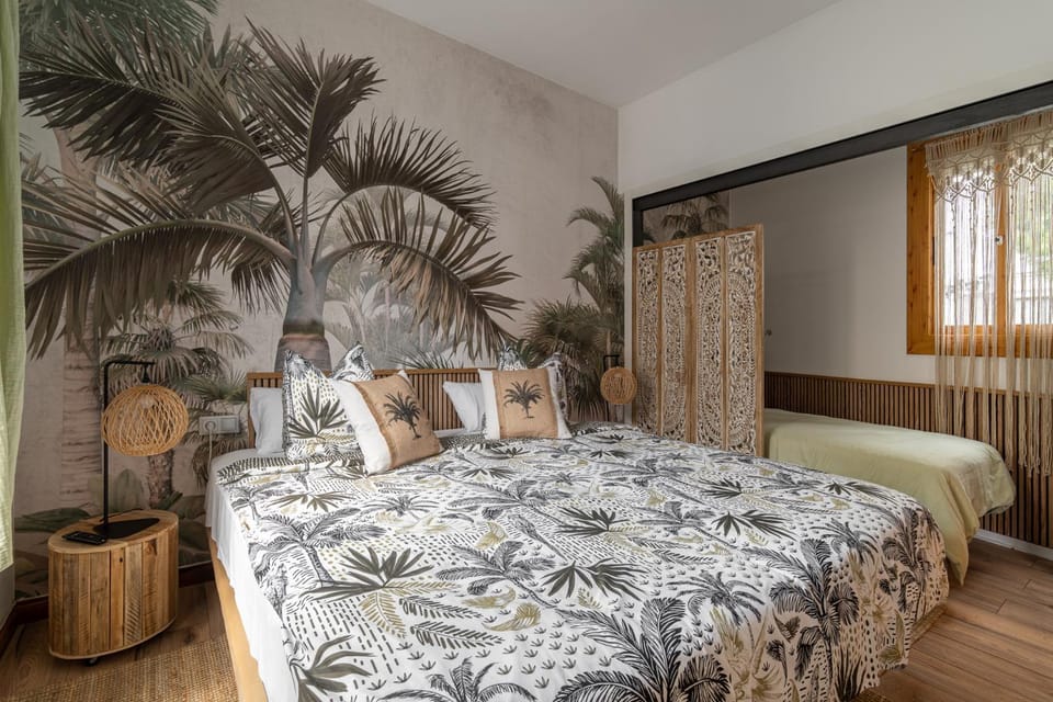 Bed, Bedroom