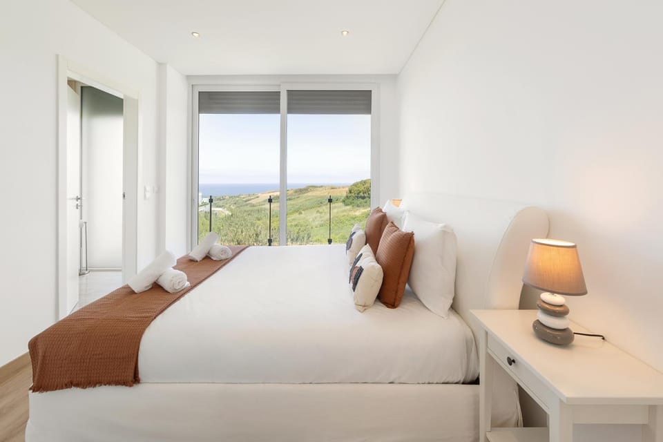 Bathroom, View (from property/room), Bedroom, towels