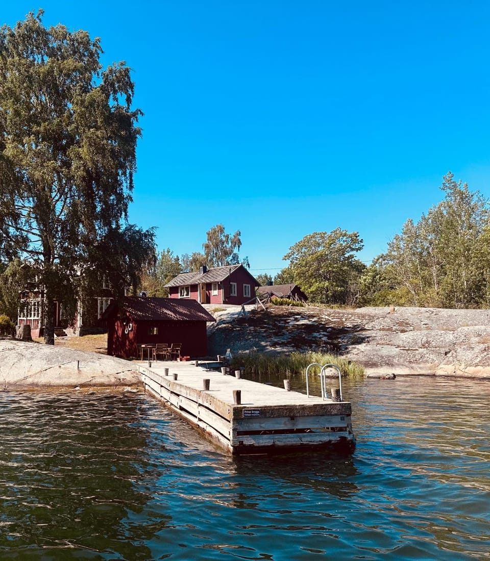 Stuga på Möja-en skärgårdspärla i Kyrkviken House in Stockholm County