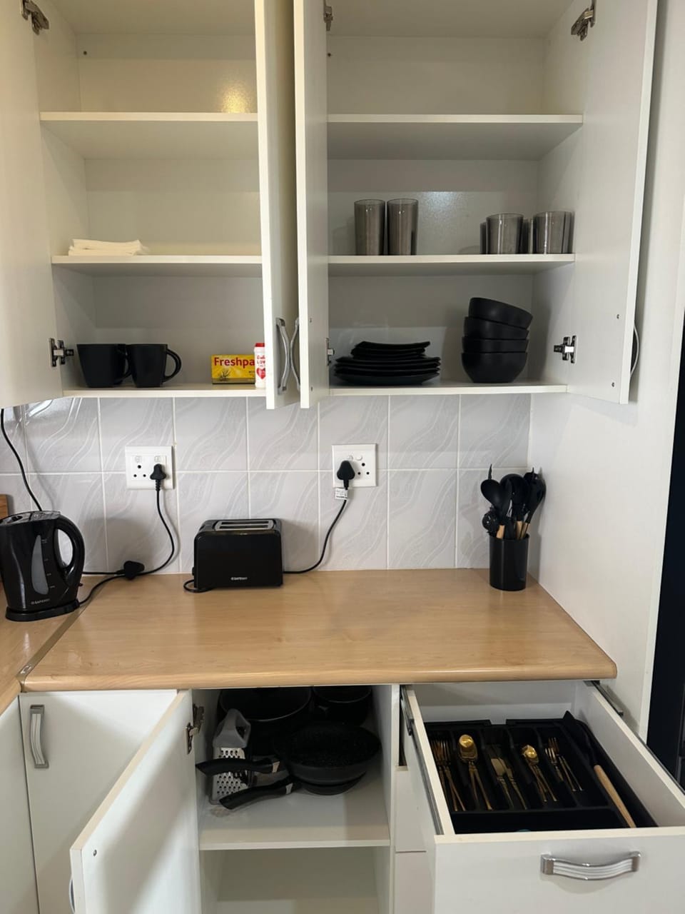 Coffee/tea facilities, Kitchen or kitchenette, toaster