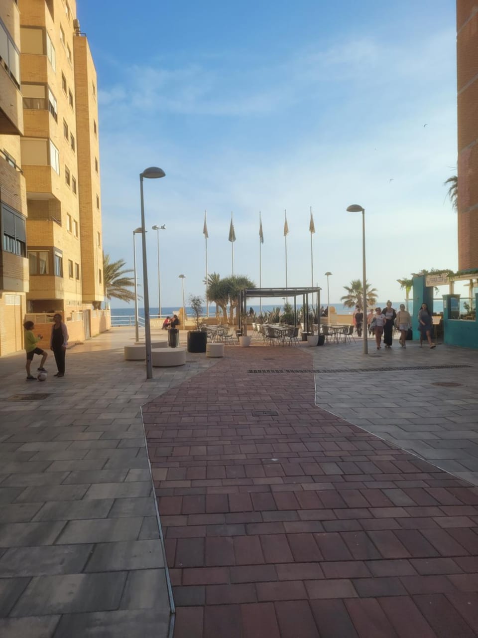 City view, Street view