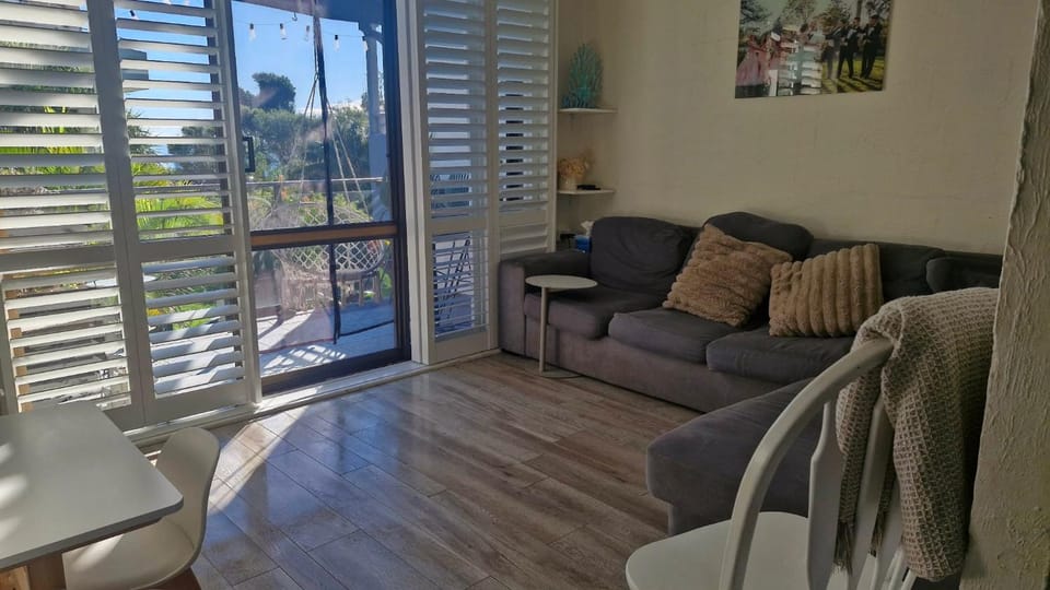 Flynns Beach Paradise - Ocean Terrace Apartment in Port Macquarie
