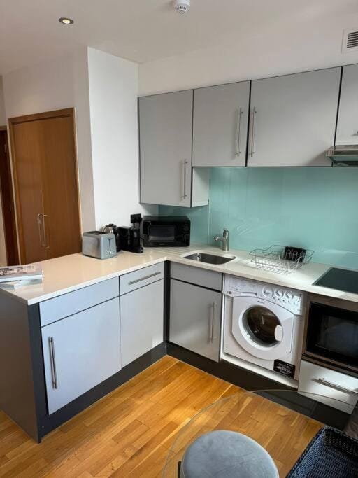 Sleep 5 in Mayfair St James Soho Cov7 Apartment in City of Westminster