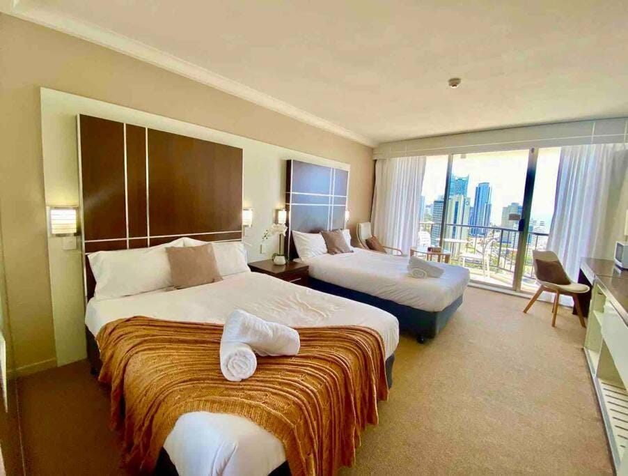 Ocean View studio in Mantra Free WI-FI Apartment in Surfers Paradise