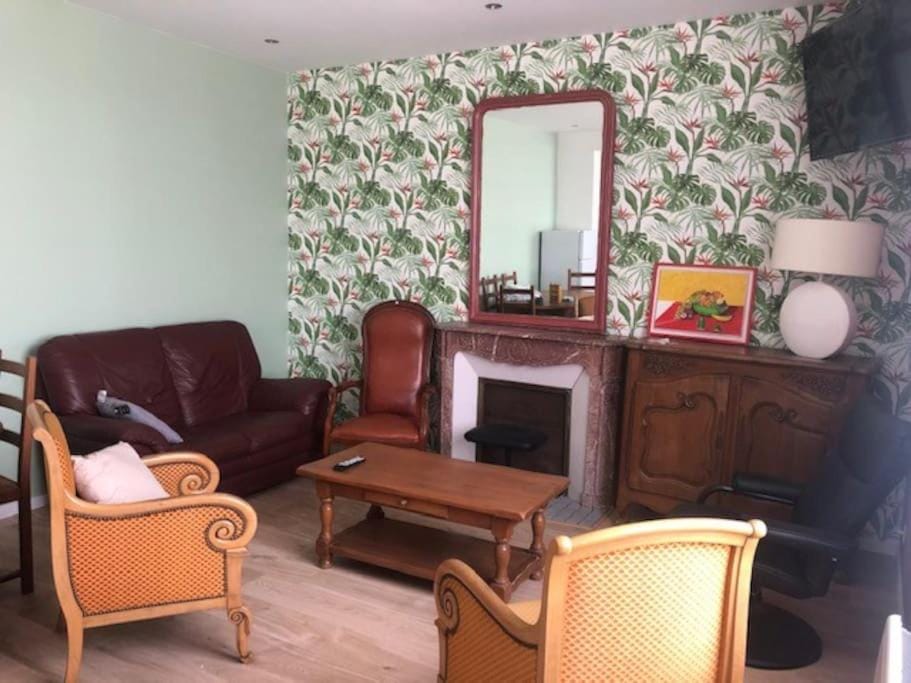 GITE SAINT LOUVENT 6 p DANS UN VILLAGE AUTHENTIQUE Apartment in Grand Est