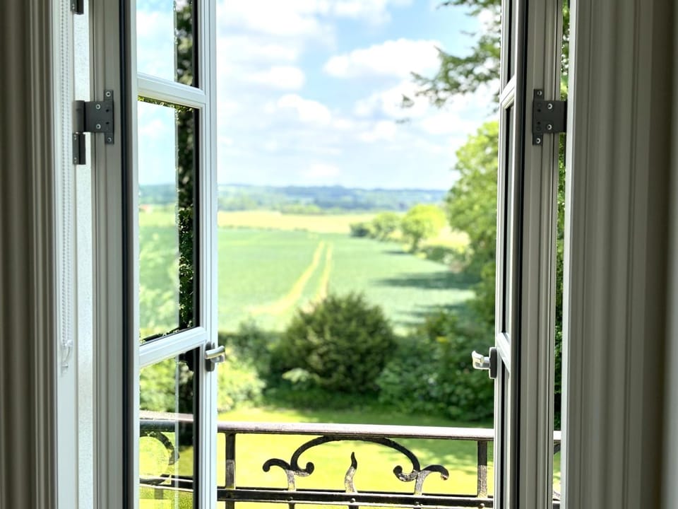 View (from property/room), Balcony/Terrace, Garden view