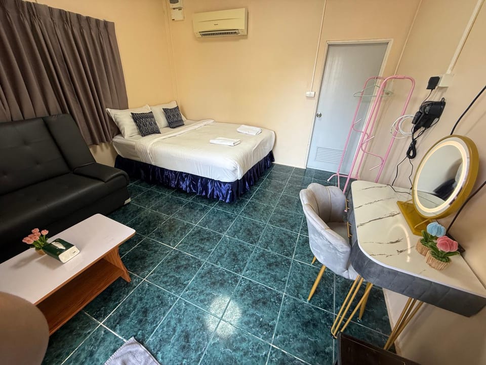 Searide hotel Hotel in Phe