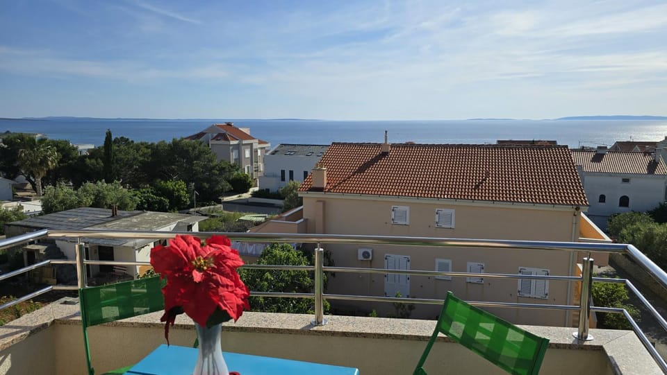 Balcony/Terrace, City view